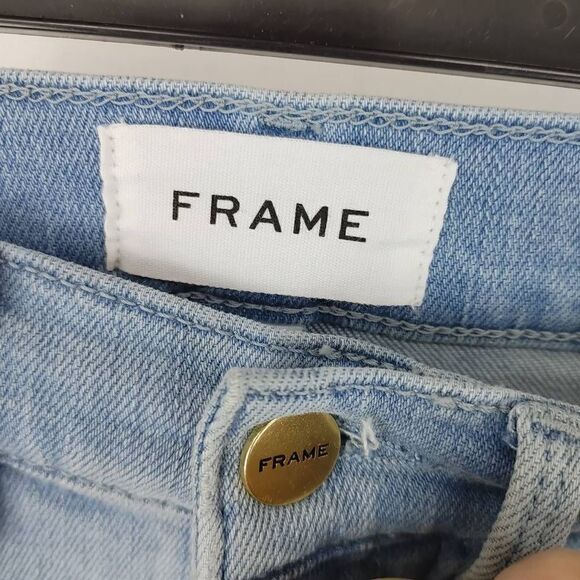 Frame Le High Skinny Jeans In Carnation Women's Size 24 Jeans.
Waist 12"
Rise 9. - Picture 8 of 10